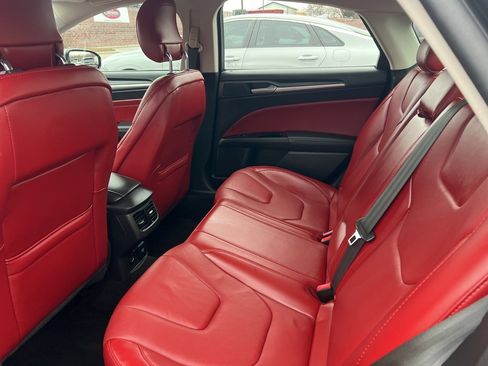 Used 2014 Ford Fusion Titanium image 23