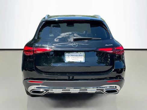Used 2024 Mercedes-Benz GLC 300 4MATIC image 6