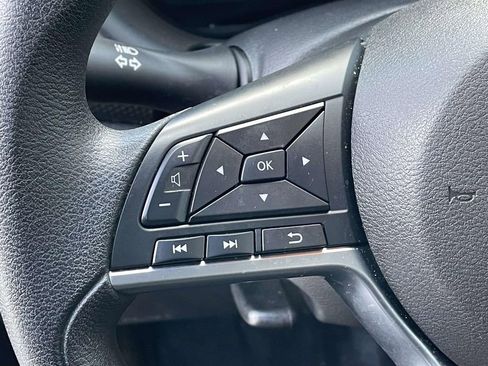 Used 2024 Nissan Kicks SV image 19