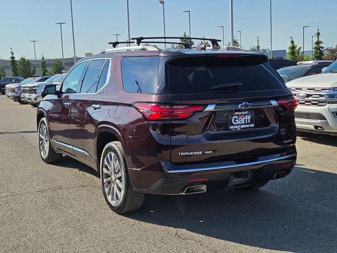 Used 2023 Chevrolet Traverse Premier w/ LPO, Floor Liner Package AWD/4WD image 5