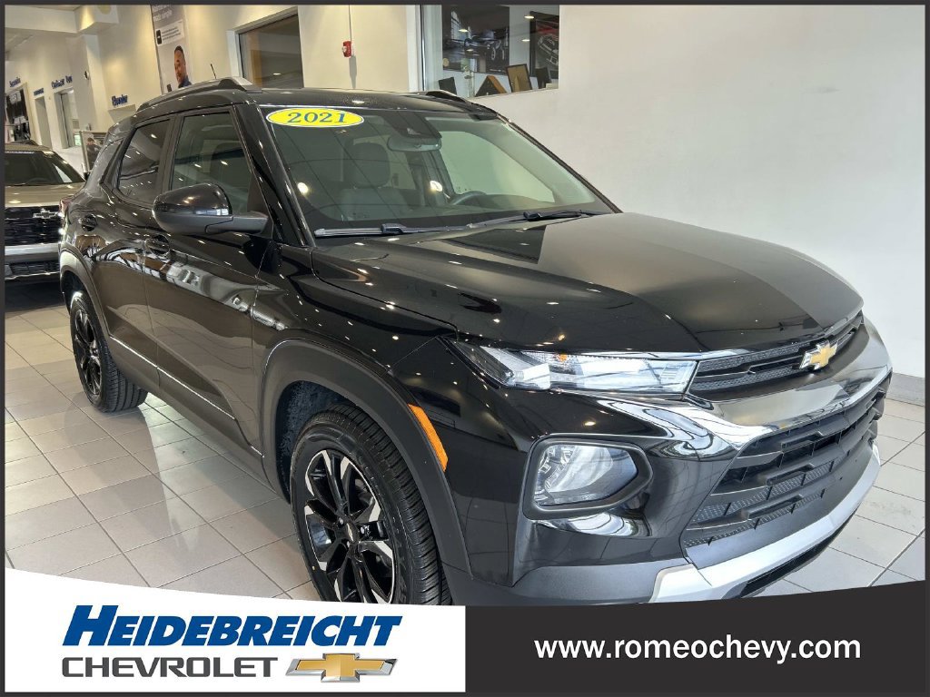 Used 2021 Chevrolet TrailBlazer LT w/ Sun and Liftgate Package FWD image 1