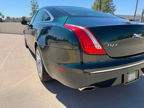 Used 2012 Jaguar XJ L RWD image 4