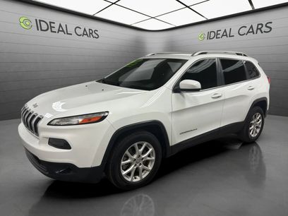 Used 2017 Jeep Cherokee Latitude w/ Comfort & Sound Group