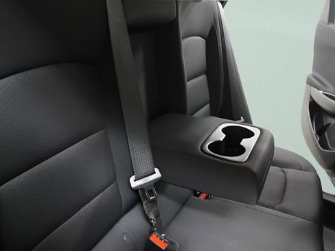 Used 2025 Chevrolet Malibu LT image 28