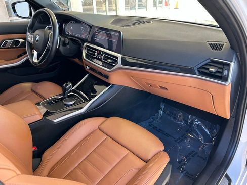 Used 2019 BMW 330i Sedan w/ Driving Assistance Package image 33
