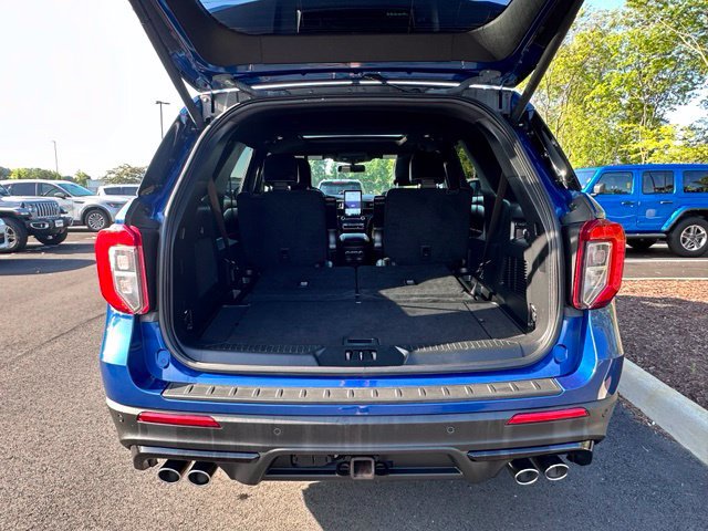 Used 2022 Ford Explorer ST w/ Equipment Group 401A AWD/4WD image 16