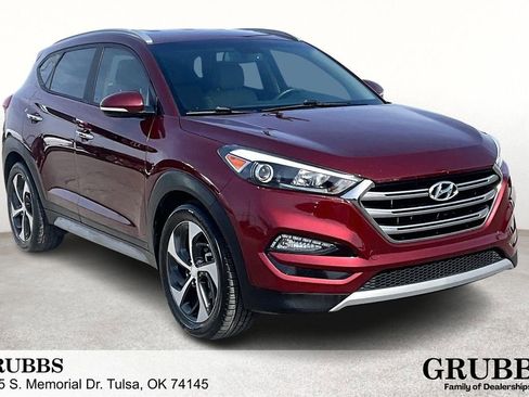 Used 2017 Hyundai Tucson Limited image 1