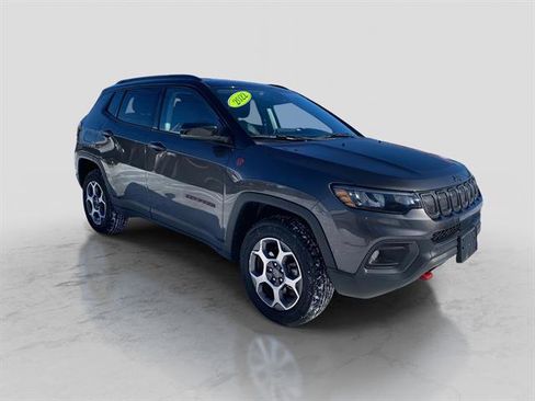 Used 2022 Jeep Compass Trailhawk w/ Trailhawk Convenience Group image 10