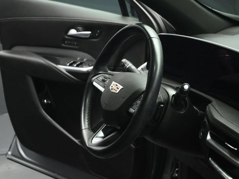 Used 2024 Cadillac XT4 Premium Luxury FWD image 57