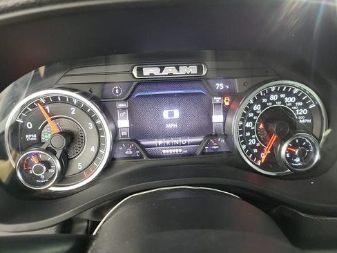 Used 2022 RAM 1500 Laramie AWD/4WD image 10