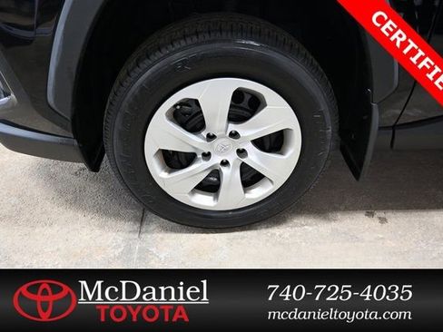 Certified 2023 Toyota RAV4 LE image 30