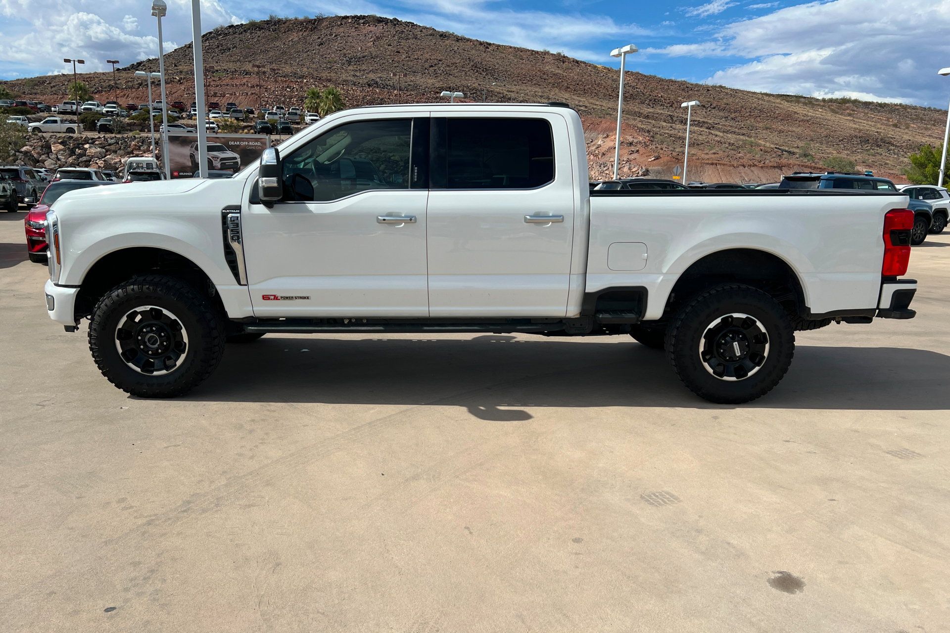 Used 2026 Ford F350 Platinum w/ Platinum Plus Package AWD/4WD image 2