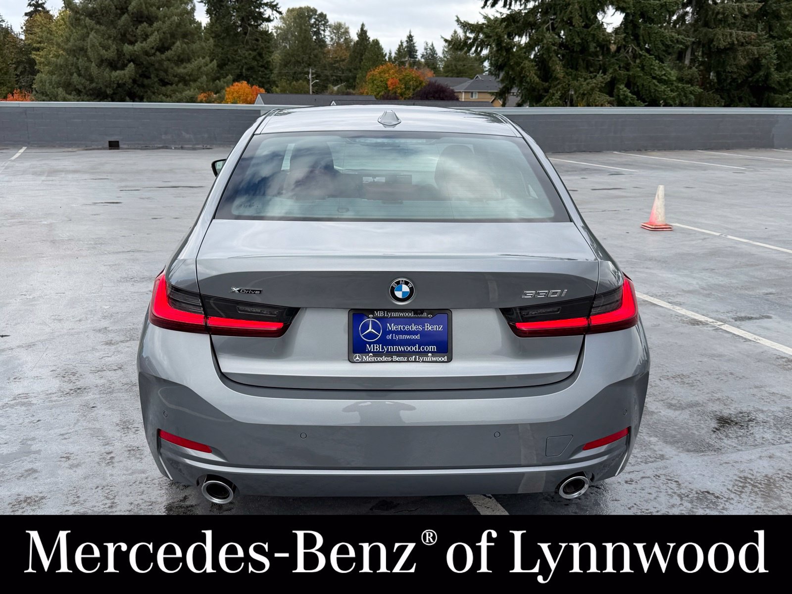 Used 2025 BMW 330i xDrive Sedan AWD/4WD image 7