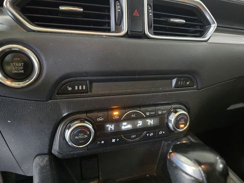 Used 2018 MAZDA CX-5 Touring w/ Preferred Equipment Package FWD image 22