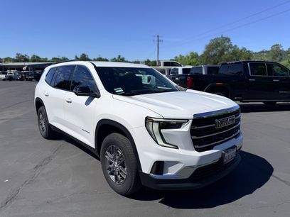 Used 2025 GMC Acadia Elevation