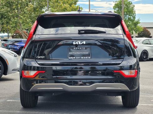 Used 2023 Kia Niro Wind FWD image 5