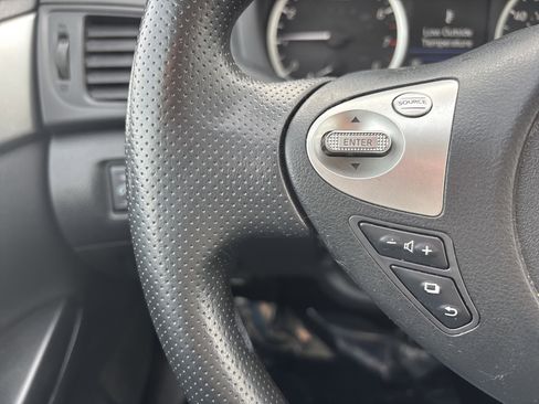 Used 2019 Nissan Sentra S image 19