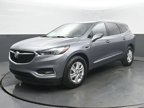 Used 2019 Buick Enclave Essence FWD image 1