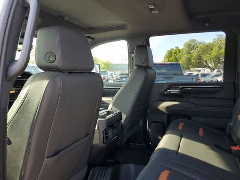 New 2026 GMC Sierra 2500 AT4 w/ AT4 Premium Plus Package AWD/4WD image 11
