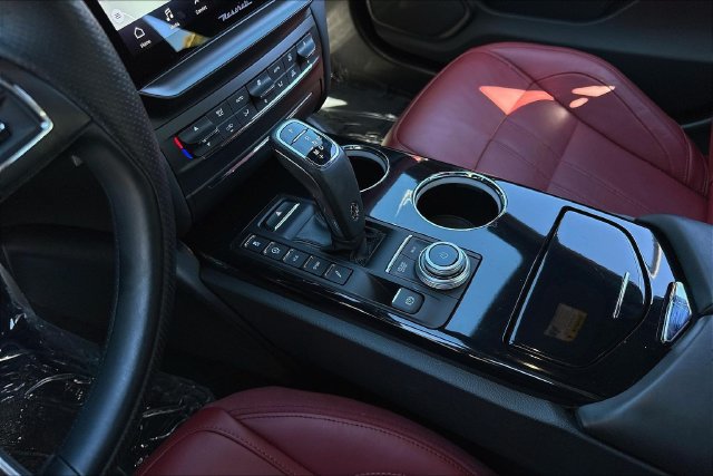 Used 2022 Maserati Ghibli Modena RWD image 20