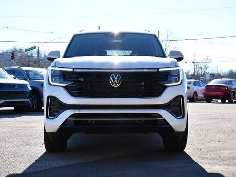 New 2026 Volkswagen Atlas SEL Premium R-Line AWD/4WD image 2