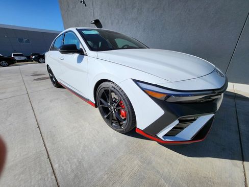 New 2026 Hyundai Elantra N Base image 3