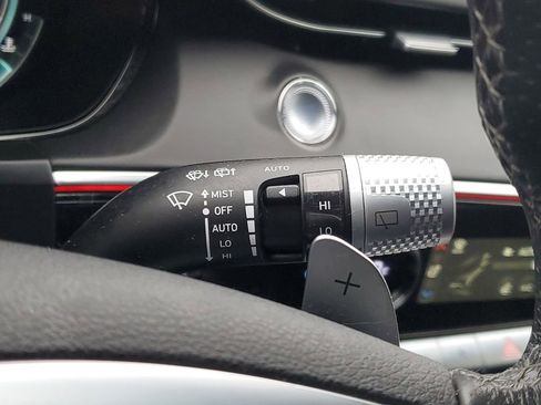 Used 2022 Genesis GV70 3.5T Sport w/ Sport Prestige Package image 21