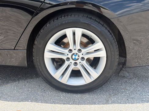 Used 2019 BMW 330i xDrive Wagon w/ Executive Package AWD/4WD image 10