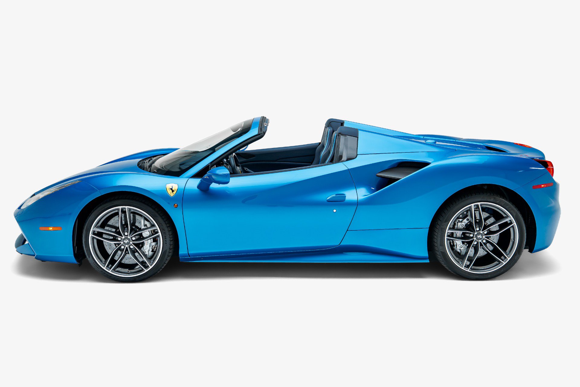 Used 2019 Ferrari 488 Spider RWD image 7