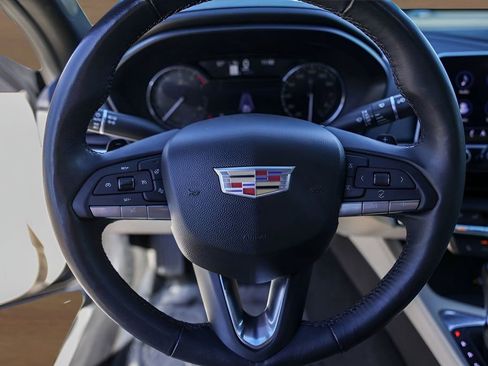 Used 2022 Cadillac CT4 Luxury w/ Sun And Sound Package image 15