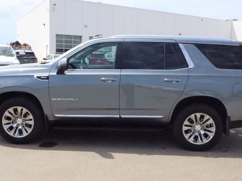 Used 2022 GMC Yukon Denali AWD/4WD image 4