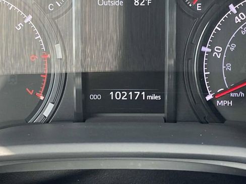 Used 2023 Toyota 4Runner SR5 AWD/4WD image 24