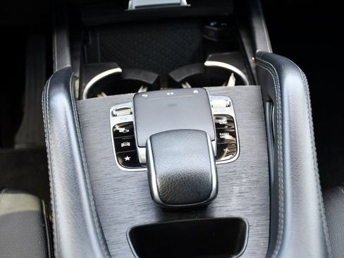 Used 2020 Mercedes-Benz GLE 350 4MATIC image 25