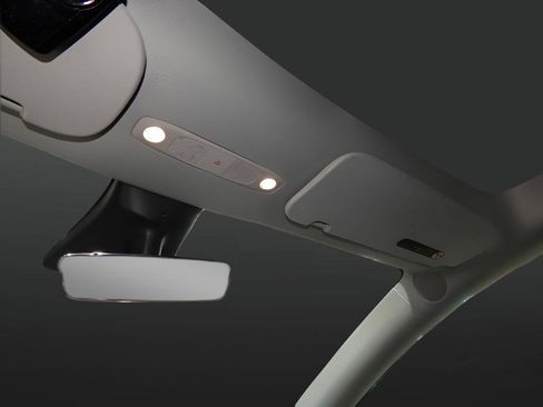 Used 2021 Tesla Model Y Performance image 31