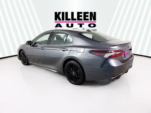 Used 2023 Toyota Camry XSE image 5
