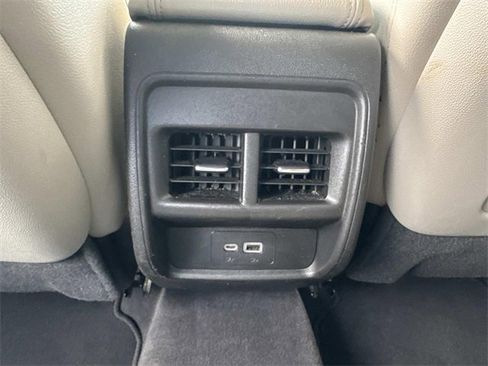 Used 2019 Cadillac XT4 Luxury w/ Trailering Package image 13