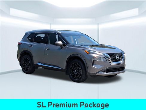 Used 2023 Nissan Rogue SL w/ SL Premium Package FWD image 10