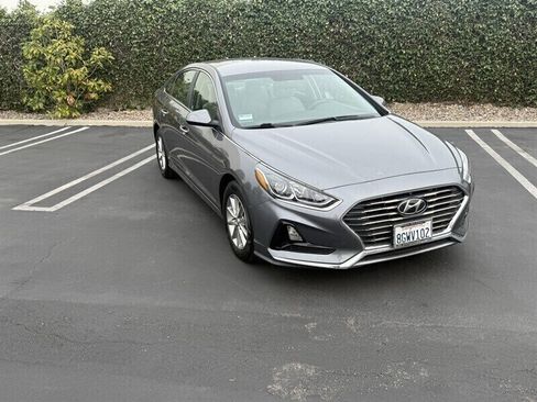 Used 2019 Hyundai Sonata SE FWD image 2