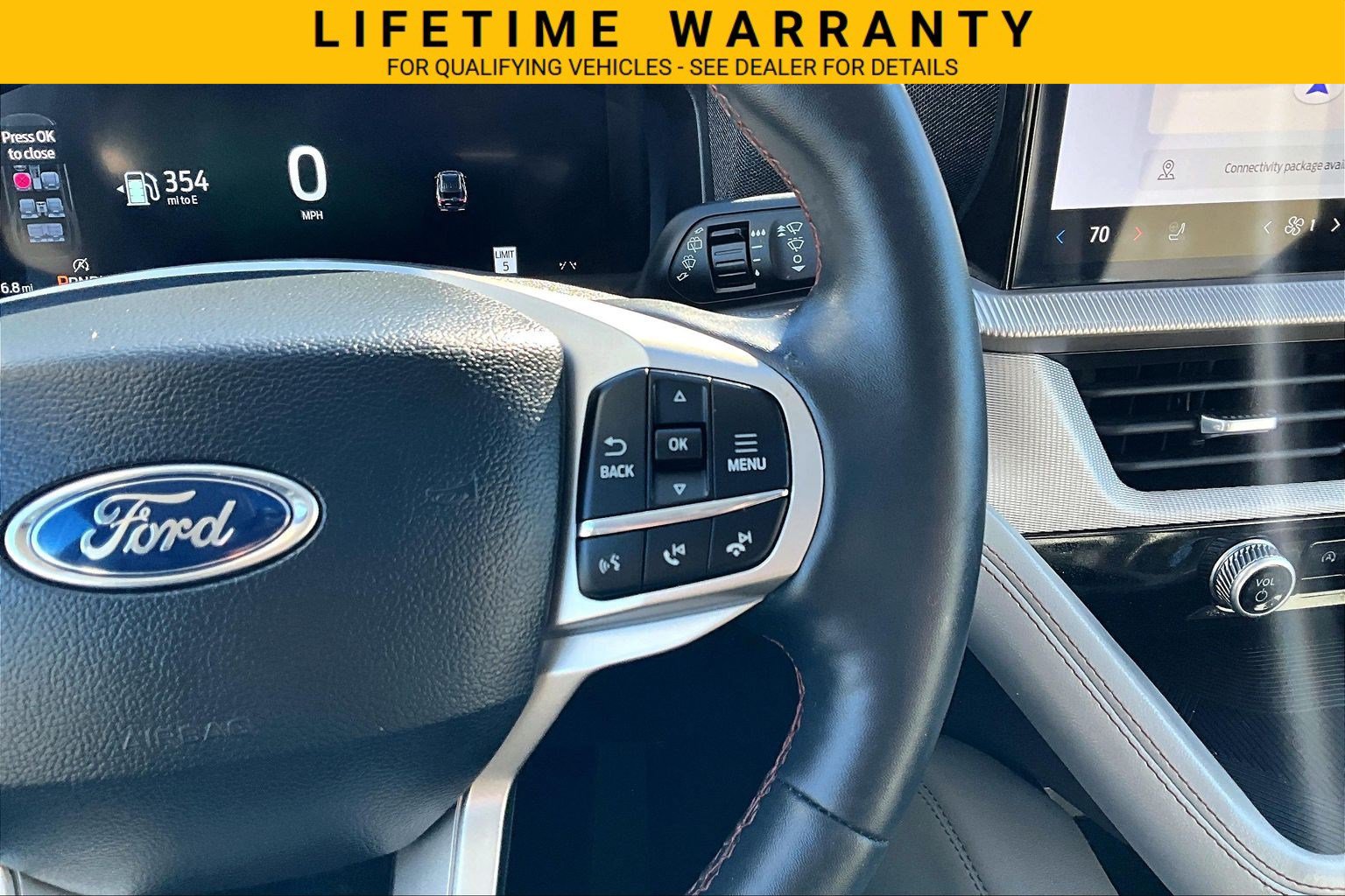 Used 2025 Ford Explorer Active w/ Active Comfort Package AWD/4WD image 25