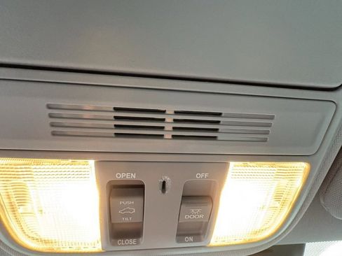 Used 2022 Honda CR-V EX image 19