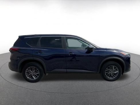 Used 2026 Nissan Rogue SV AWD/4WD image 13