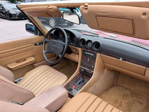Used 1988 Mercedes-Benz 560 SL image 26
