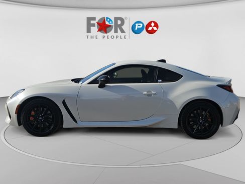 Used 2025 Subaru BRZ tS RWD image 2