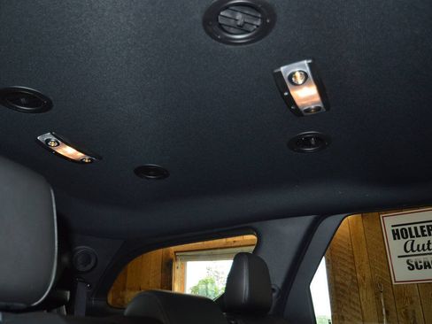 Used 2025 Dodge Durango GT AWD/4WD image 17
