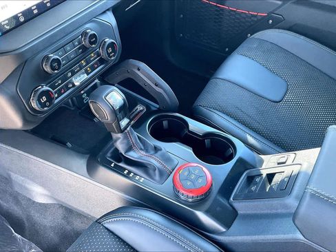 New 2025 Ford Bronco Raptor image 7