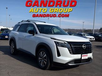 New 2026 Nissan Pathfinder SL video 1