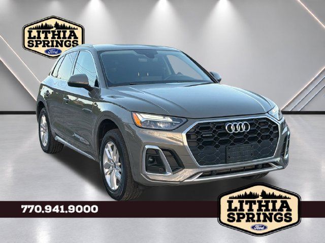 Used 2023 Audi Q5 2.0T Premium w/ Convenience Package AWD/4WD image 1