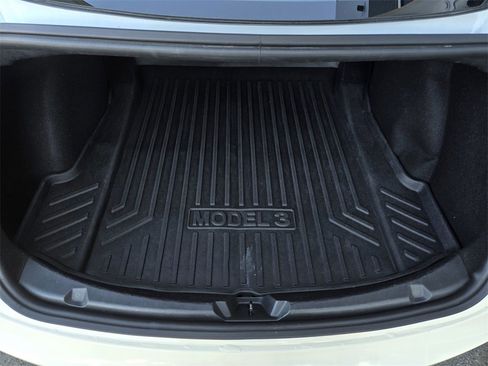 Used 2019 Tesla Model 3 Standard Range Plus image 22