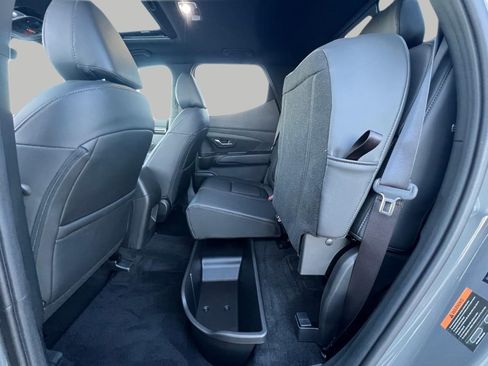 Used 2024 Hyundai Santa Cruz Night image 35