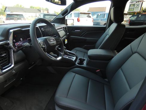 New 2026 GMC Canyon Elevation w/ Convenience Package AWD/4WD image 12